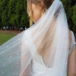 Bridal Veil with Comb Cathedral Length Pearl